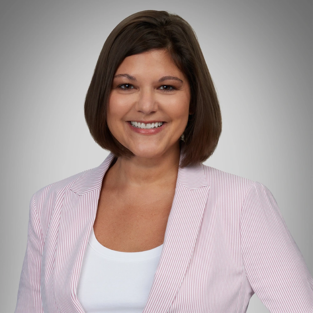 karen Attorney Karen Persis portrait